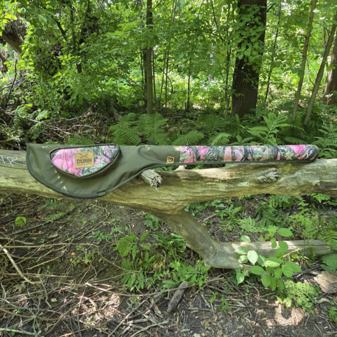 Étui à canne à pêche - Camo rose